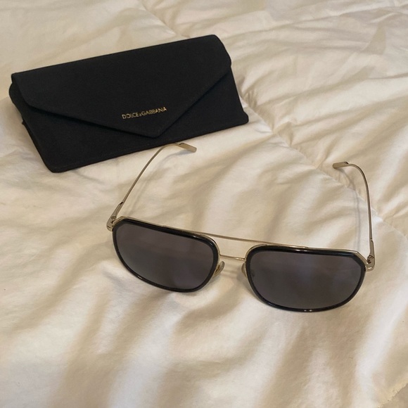 Dolce & Gabbana black/gold square aviator sunglasses - Picture 6 of 8